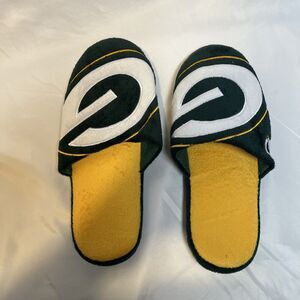 Green Bay Packer Slippers Mens Large 11-12 Logo